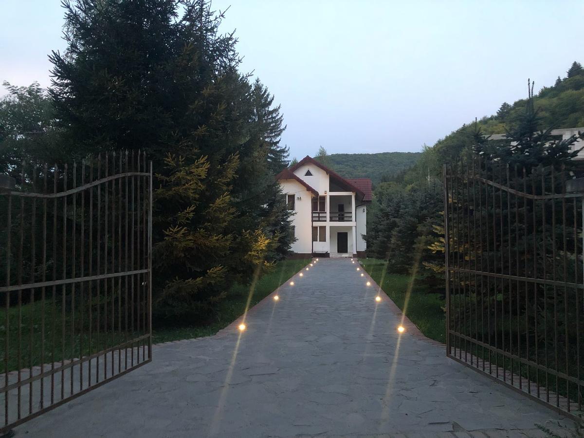 Privilegio 148 Sambata Sîmbăta de Sus 外观 照片